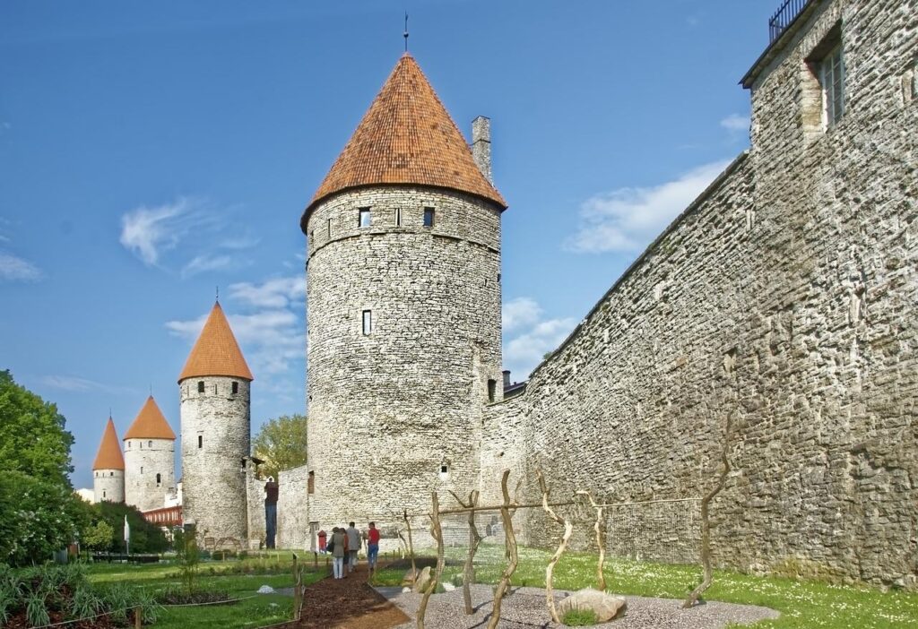 estonia-tallinn-historic-center