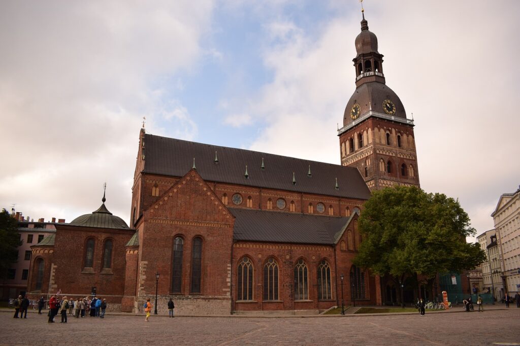 cathedral-square-riga