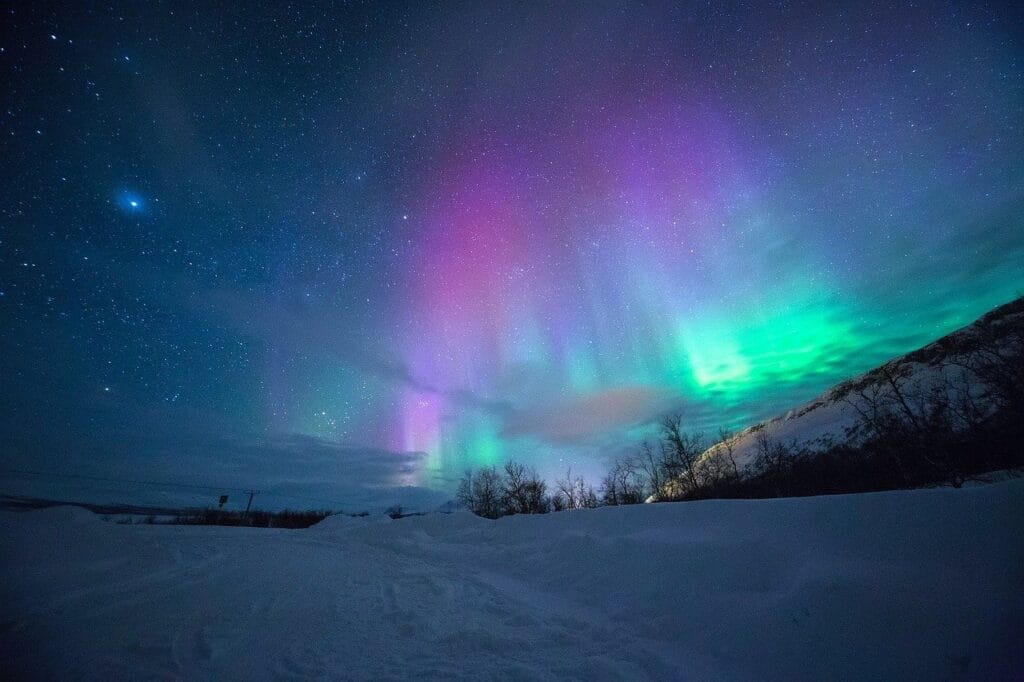 northern-lights-aurora-borealis