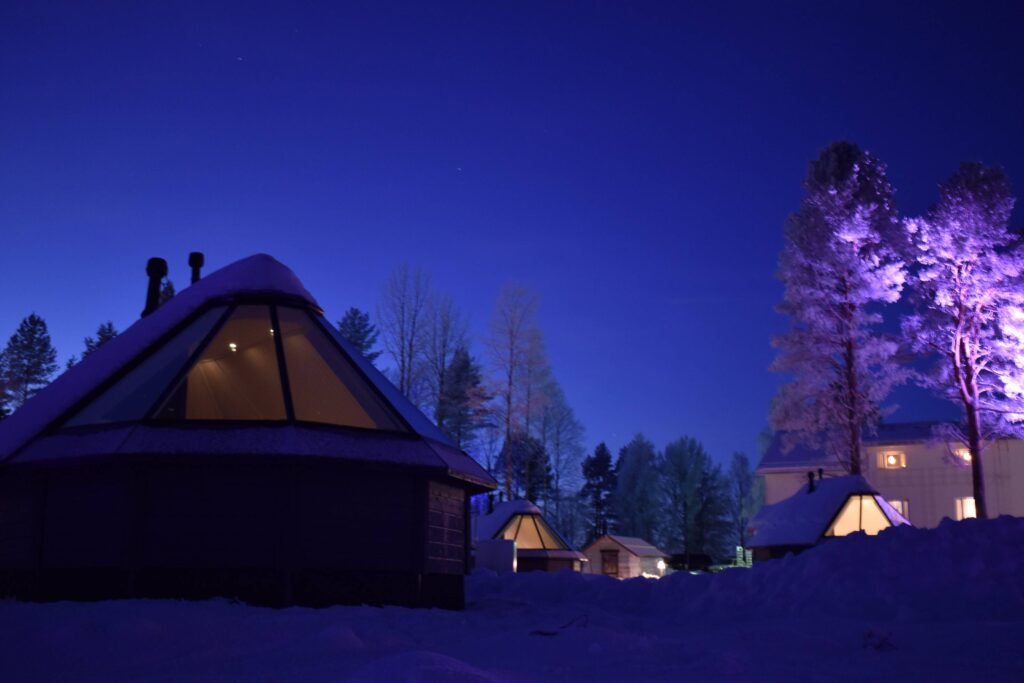 Apukka-Resort-Aurora-cabin