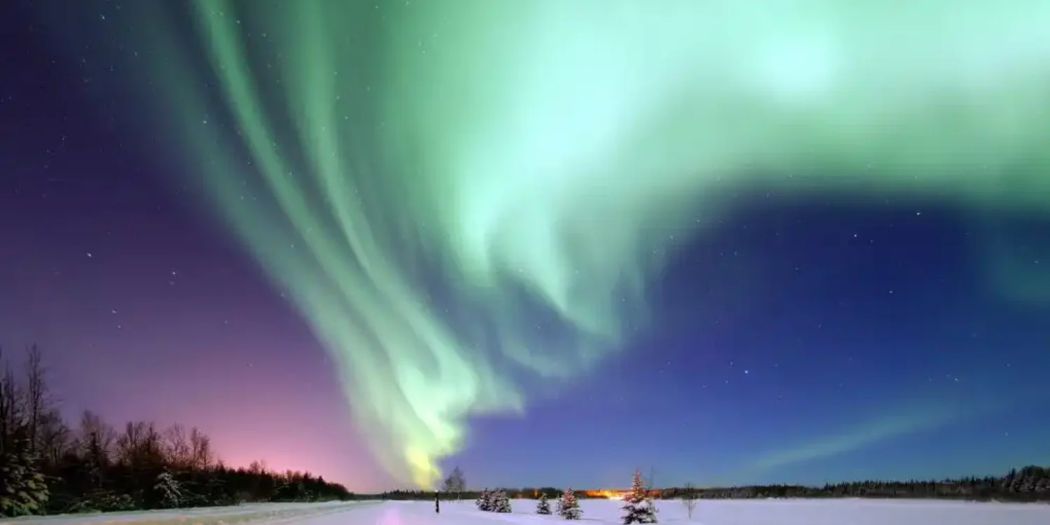 aurora-borealis-g3b9871ffa_1920-e1660130978527-50 Aurora borealis tour
