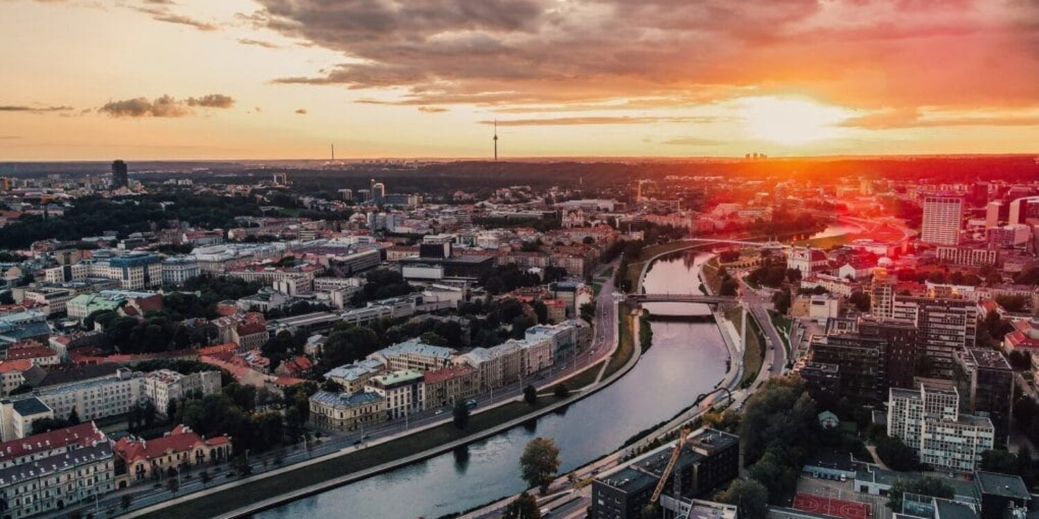 Vilnius-city-tour-panorama